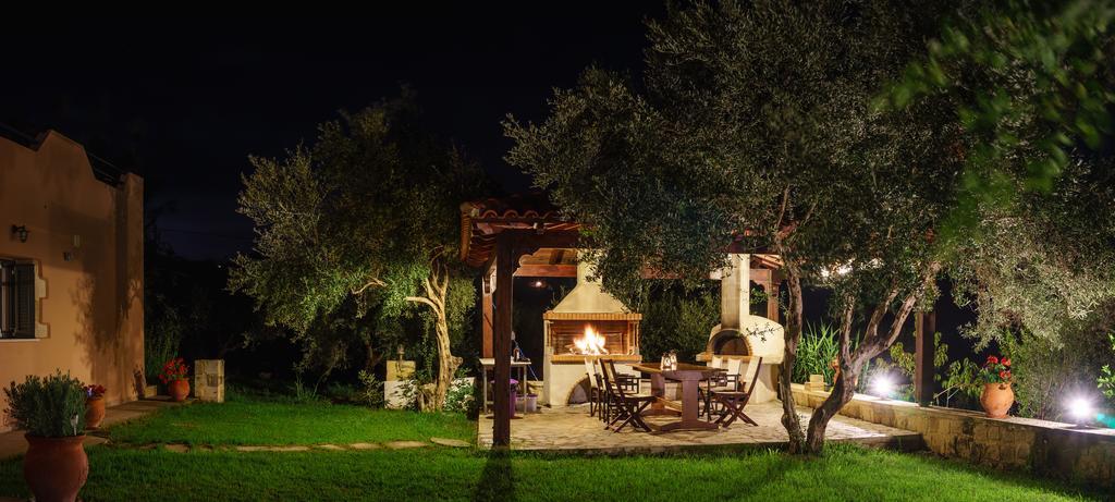 Villa Manoutsio Эпископи Экстерьер фото
